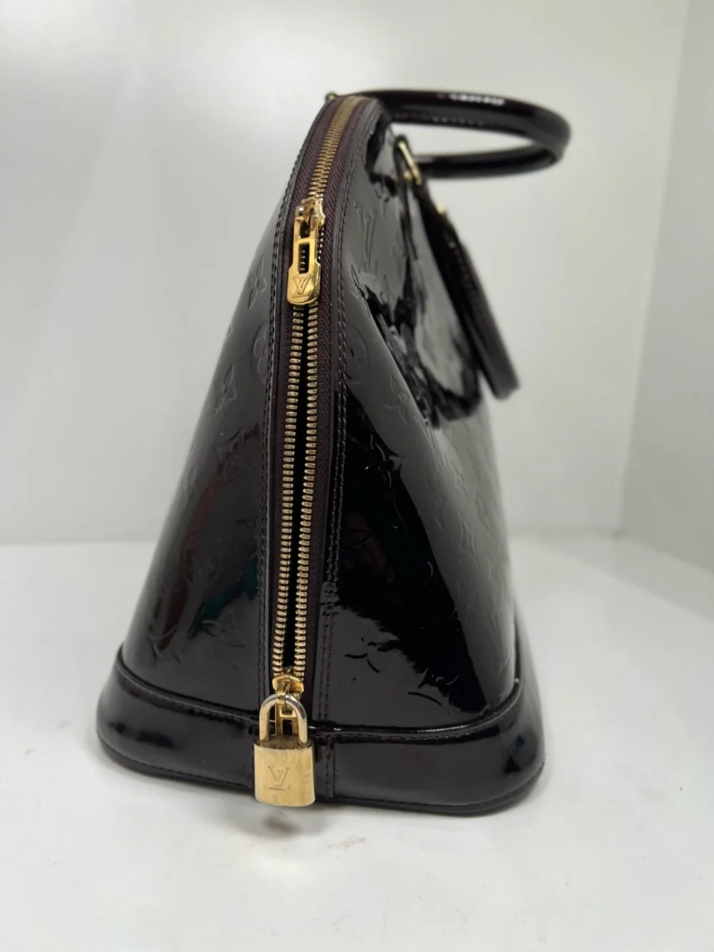Authentic Louis Vuitton Alma GM